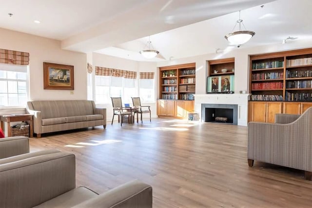 MC_Living_Room